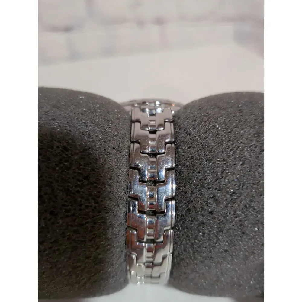 Seiko Coutura Ladies Watch 7N82-0CG0 Mother of Pearl Diamond Bezel Two-Tone